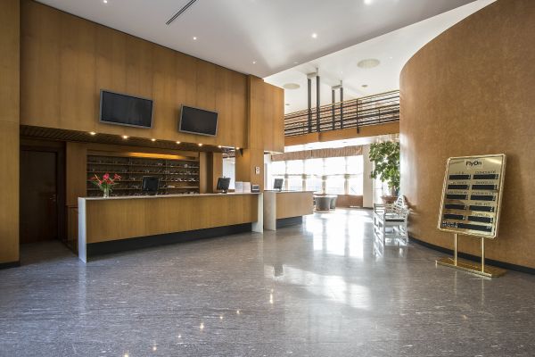 FlyOn Hotel & Conference Center (Bologna)